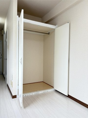 アンプルール新屋敷の収納