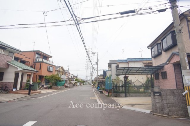【前面道路含む現地写真】 | 松原市天美西3丁目 | 開放感のある北西角地☆【道路：北側幅員9.5ｍ×西側幅員6.7ｍ】