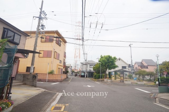 【前面道路含む現地写真】 | 松原市天美西3丁目 | 開放感のある北西角地☆【道路：北側幅員9.5ｍ×西側幅員6.7ｍ】