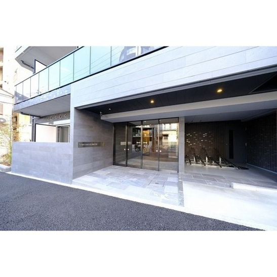 【エントランス】ＣＡＶＡＮＡ新宿夏目坂 