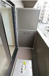 【バルコニー】