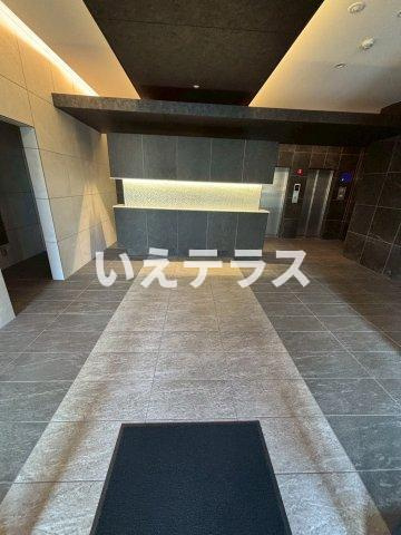 エスリード神戸大倉山ヒルズのエントランス