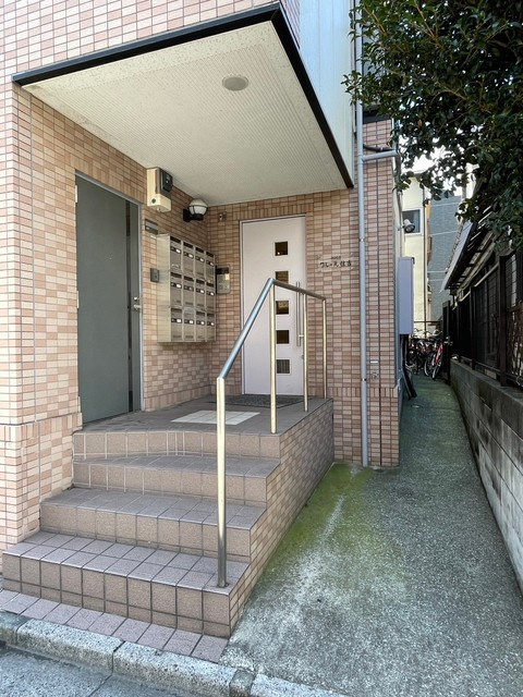 クレール住吉のエントランス|★オートロック付きエントランス★