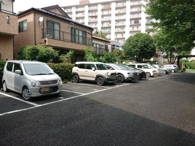 【駐車場】