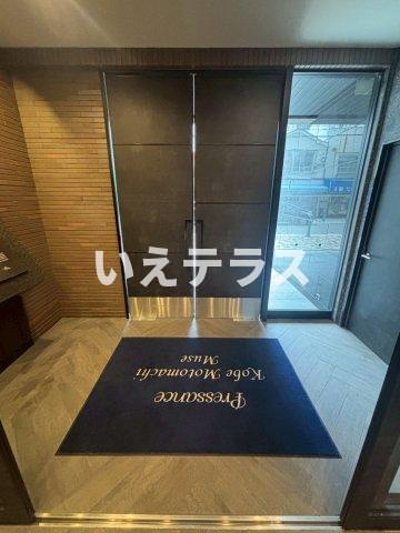 プレサンス神戸元町ミューズのエントランス