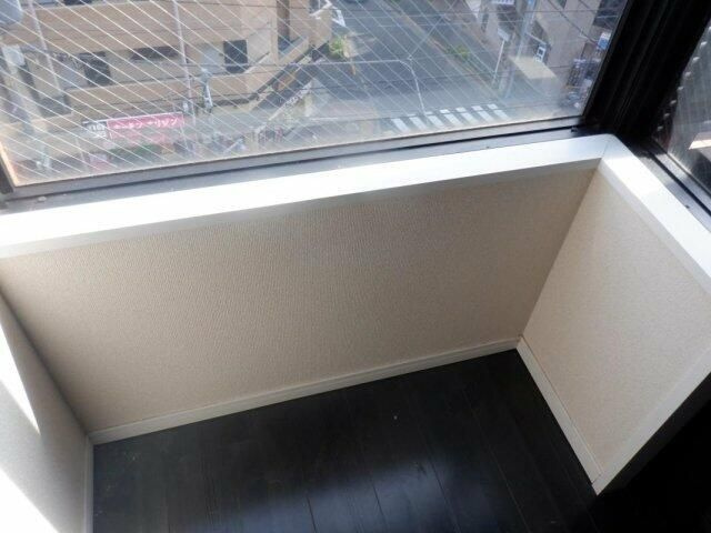 ブライズ三軒茶屋のバルコニー