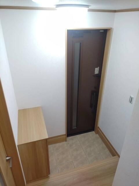 柏市増尾住宅の玄関|毎日通る玄関はこちらです