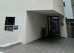 Ｈｉｓｕｉ　Ａｐａｒｔｍｅｎｔのエントランス