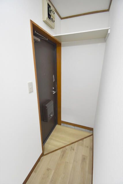アシスト赤塚マンションの玄関