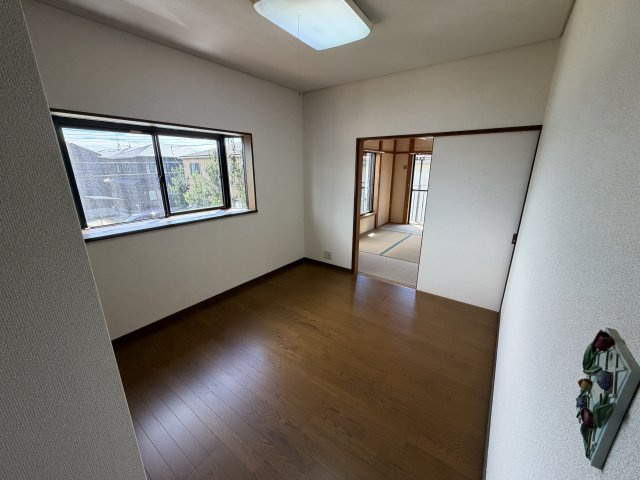 我孫子市湖北台4丁目　中古戸建ての寝室