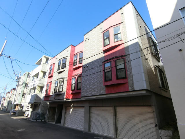 ＬＥＥ　ＳＱＵＡＲＥ　２８