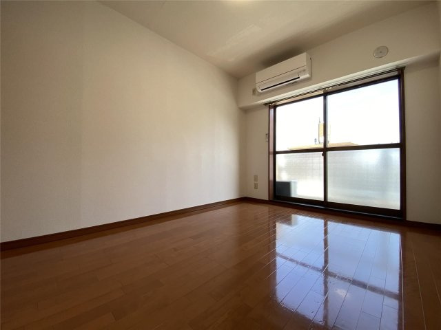 アンプルール新屋敷のその他