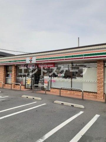 オリソンテＢの周辺|セブンイレブン　連取町店まで700m
高崎、前橋のお部屋探しはエンドスケープまで！お客様の理想お聞かせ下さい♪