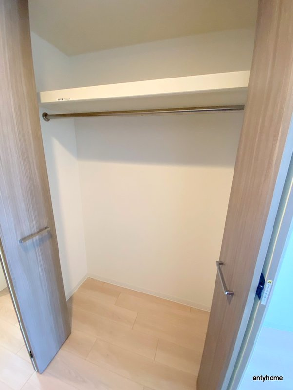 MELDIA CREST NAMBA SOL TERRACE　仲介手数料無料の収納