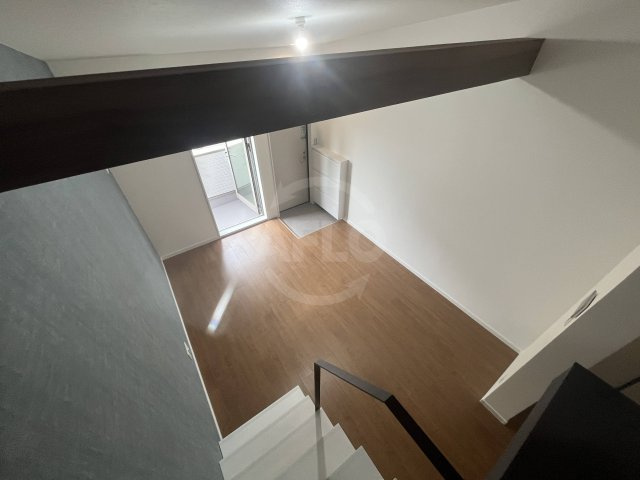Nesta Residence大正の居間・リビング|Nesta Residence大正　洋室