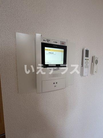 エステムコート新神戸エリタージュの玄関