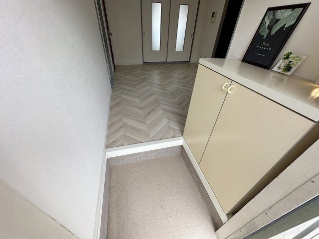 クレール雅の玄関