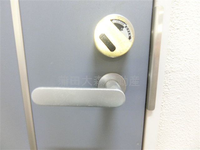 アイリスAの玄関