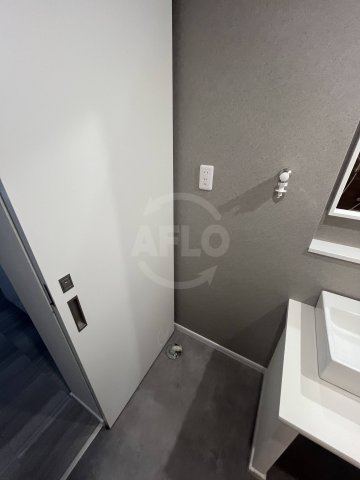 Nesta Residence大正の洗面所|Nesta Residence大正　洗濯機置き場