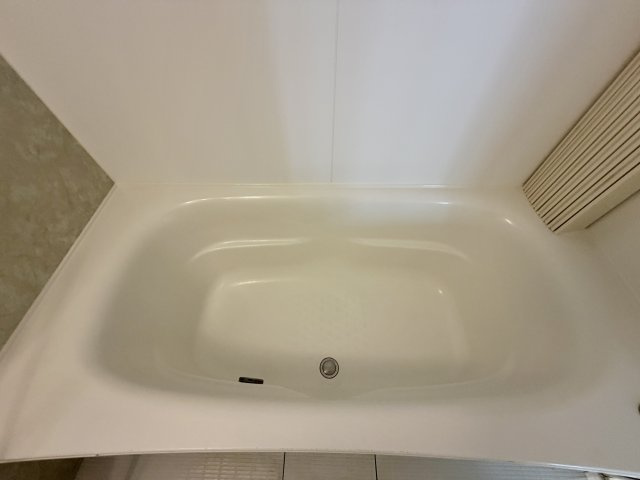 ベレッツァ南塚口の浴室