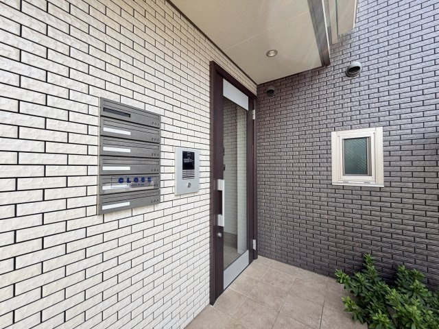 ベレッツァ南塚口のエントランス