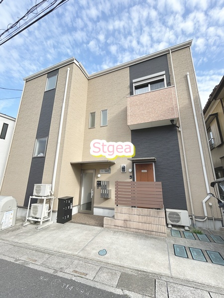 クレア堀崎町の外観