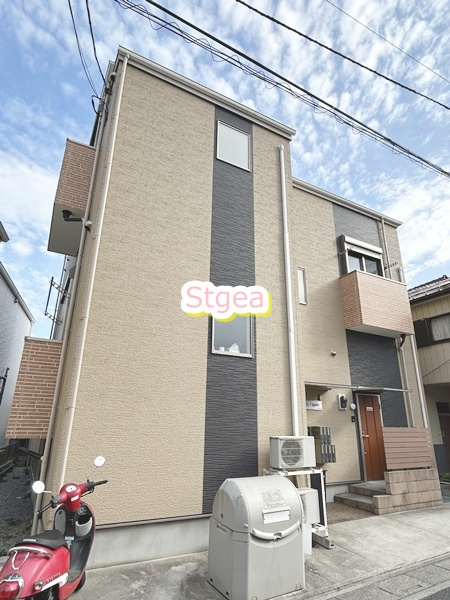 クレア堀崎町の外観