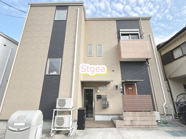 クレア堀崎町の外観