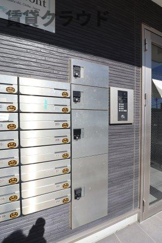 シャインフロント五井駅前のその他共用部分|宅配ボックスがあると、自分の時間を有効活用できますね！