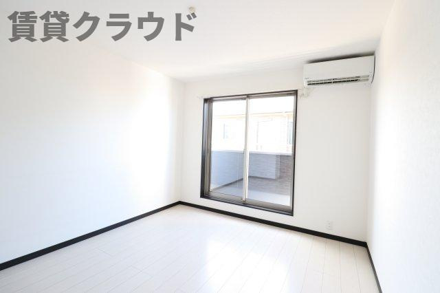 シャインフロント五井駅前の寝室|開放的な寝室です