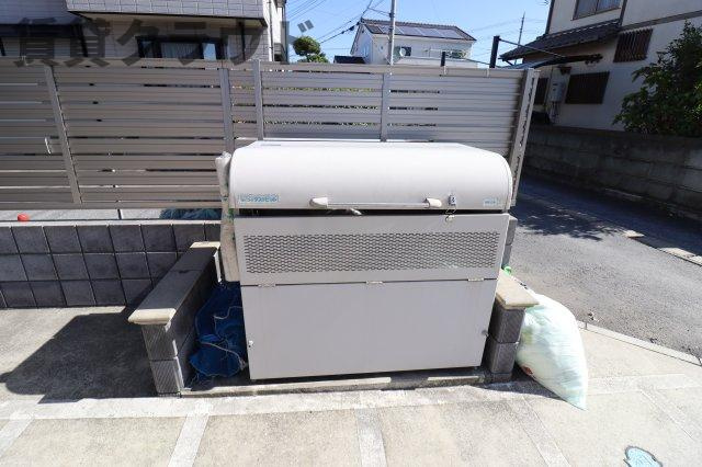 シャインフロント五井駅前のその他共用部分|ゴミストッカー