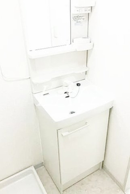 【洗面所】 | ダイアパレス三軒茶屋 | 独立洗面台です。