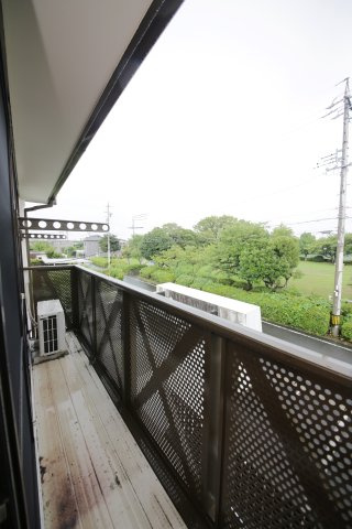 ライフハイツのバルコニー