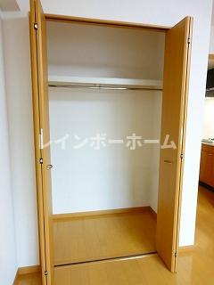 フロリーレン・セキの収納