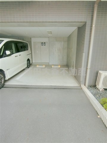 メインステージ西蒲田の駐車場|敷地内平置き駐車場　空き状況等詳細はお問合せください。