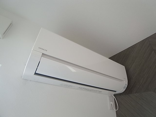KARIN北神戸の設備|リビングにはエアコン完備してます
