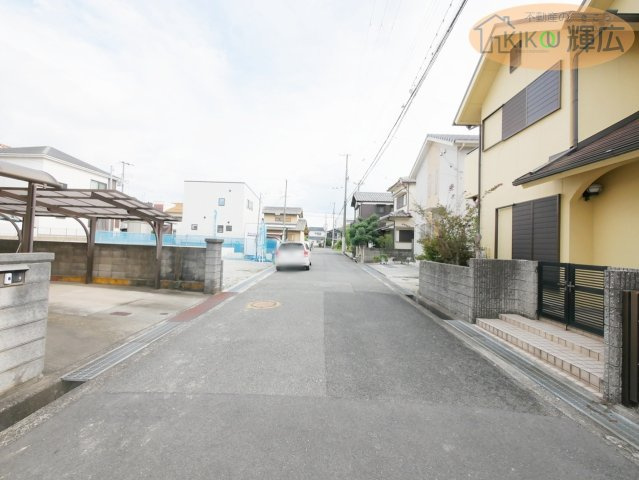 明石市魚住町西岡　中古戸建の周辺