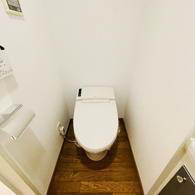 フレアドーム代々木のトイレ|　※他号室の参考写真です。