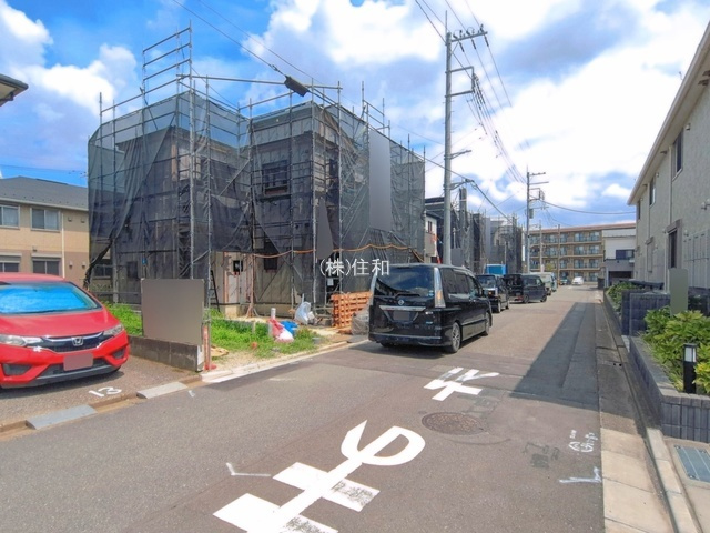 【新築分譲住宅】川越市砂新田29期　の前面道路含む現地写真