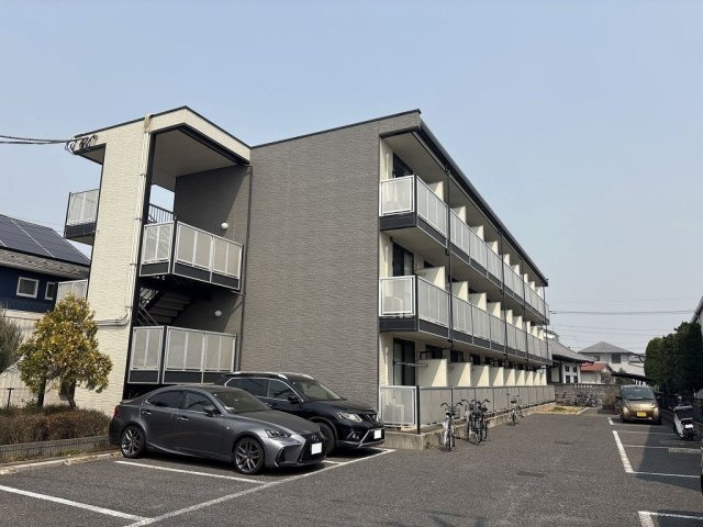 レオパレスサクラ土合の外観