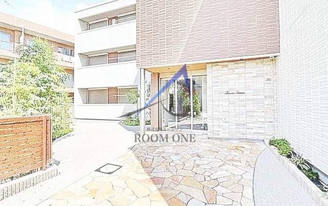MAISON　ARMOISEのエントランス|エントランスです。