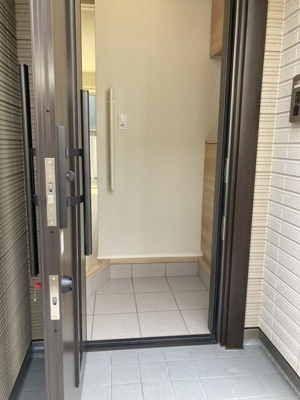 【玄関】 | ｄｗｅｌｌ上北沢　A棟