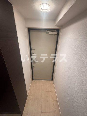 ウォームスヴィル神戸元町JPの玄関