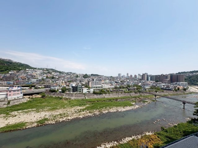 セルヴィオ４番館の展望|風通しが良く、開放感あふれる上層階のお部屋♪(2026年8月撮影)

