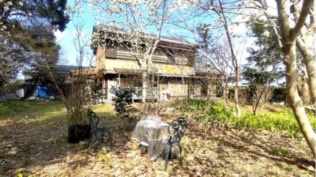 「広大な敷地+8DK」土佐市高岡町甲　中古一戸建ての庭|室内の様子は確認中です♪