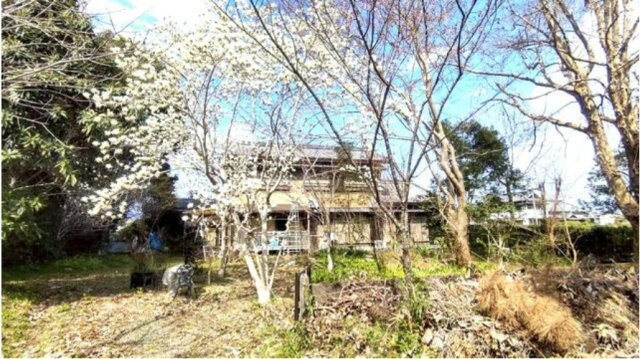 「広大な敷地+8DK」土佐市高岡町甲　中古一戸建ての前面道路含む現地写真|室内の様子は確認中です♪