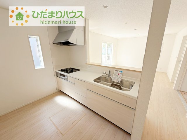 【キッチン】 | 土浦市小松第7　新築戸建　1号棟 | 料理をしながらでも、ご家族との会話を楽しめる対面式キッチン♪