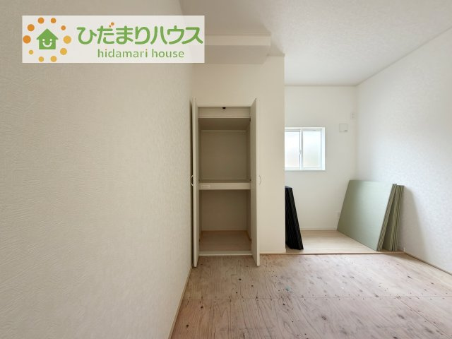 【収納】 | 土浦市小松第7　新築戸建　1号棟 | 和室の収納は横開きクローゼット！
しまった物の出し入れも楽々です(^^)