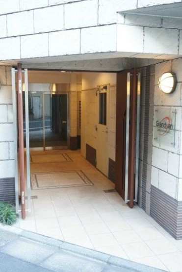 【エントランス】グランヴァン学芸大学
