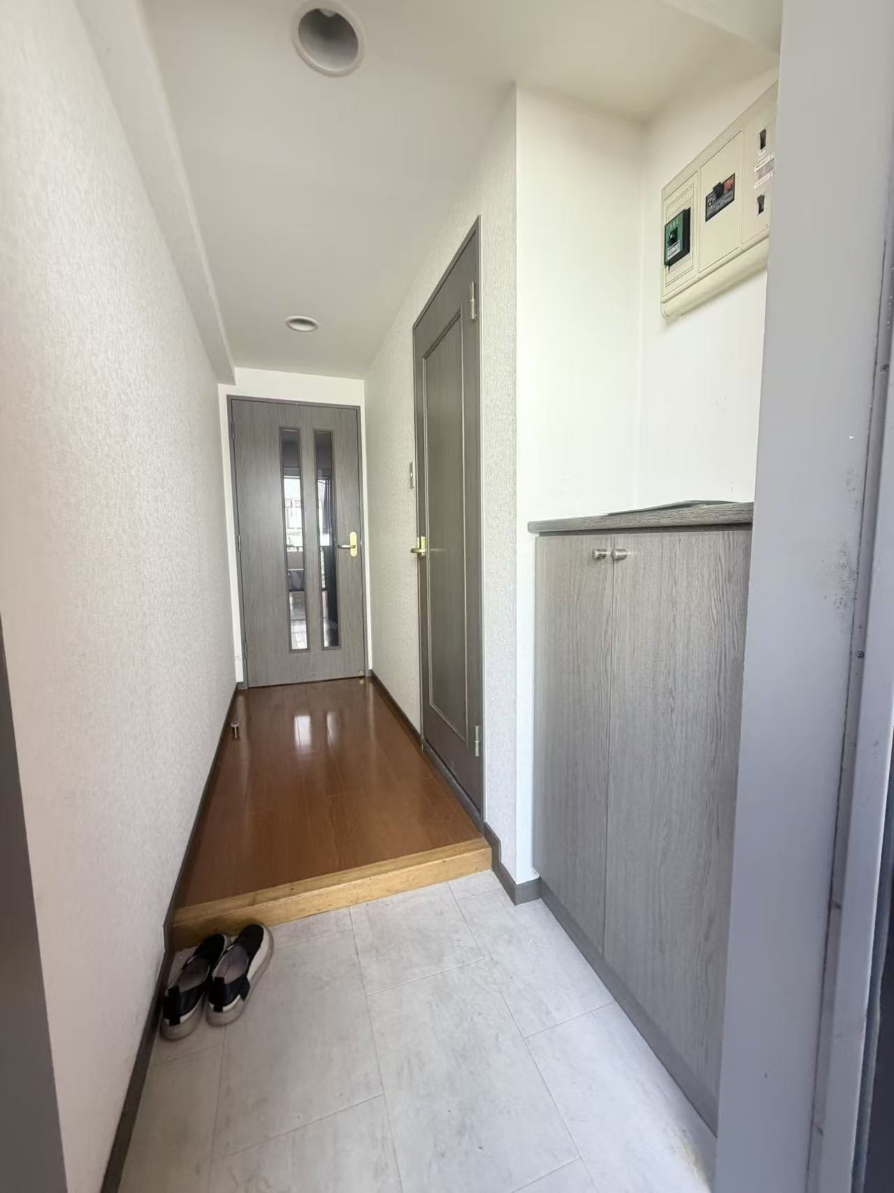 ライオンズマンション蕨北町の玄関